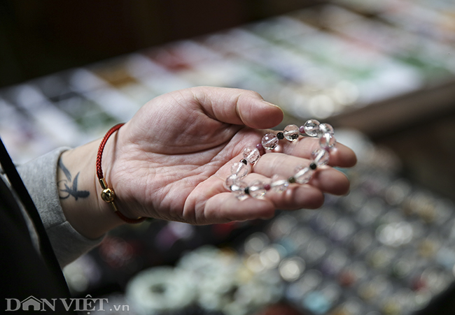 Hoa mắt khi khám phá phiên chợ đá quý triệu đô giữa lòng Hà Nội-5