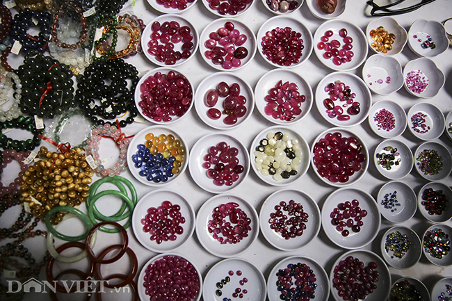 Hoa mắt khi khám phá phiên chợ đá quý triệu đô giữa lòng Hà Nội-8