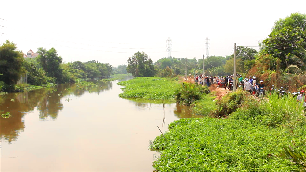 Chụp ảnh, quay clip đám tang Tuấn khỉ để trục lợi: Kiếm tiền từ bi kịch xã hội-1