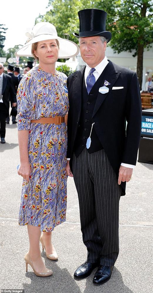 Nỗi buồn hoàng gia Anh: Thêm một cặp đôi ly hôn sau 26 năm chung sống, vợ chồng Meghan Markle lại bị réo gọi tên-3