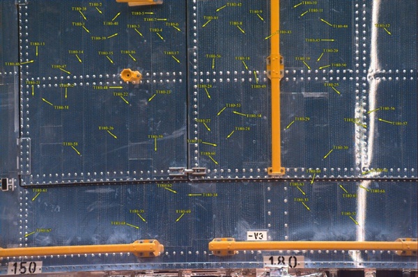 Nữ sinh 19 tuổi dùng trí tuệ nhân tạo để dọn rác trên vũ trụ bao la-7