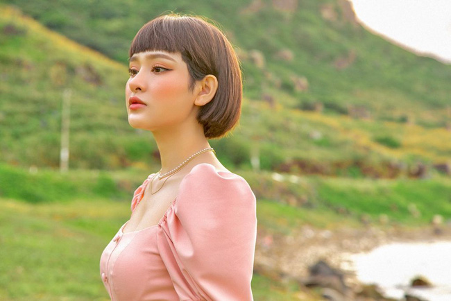 Hiền Hồ: Từ cô gái thị phi” đến mỹ nữ tạo hit của showbiz, khiến Trường Giang - Trấn Thành mê mẩn-5