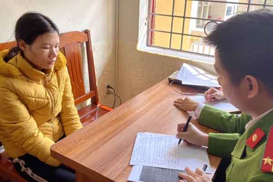 Bắt giam cô gái lợi dụng dịch Covid-19 lừa rao bán khẩu trang chiếm gần 600 triệu đồng