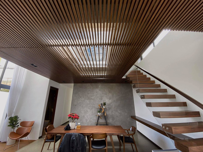 1 ngày trước đám cưới của Tóc Tiên - Touliver trên Đà Lạt: Cố giữ kín nhưng các khách mời check-in chuẩn bị kiểu này thì lộ từ vòng gửi xe!-8