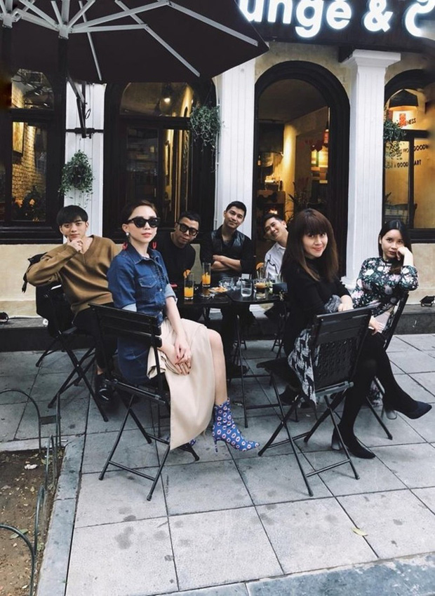 1 ngày trước đám cưới của Tóc Tiên - Touliver trên Đà Lạt: Cố giữ kín nhưng các khách mời check-in chuẩn bị kiểu này thì lộ từ vòng gửi xe!-11