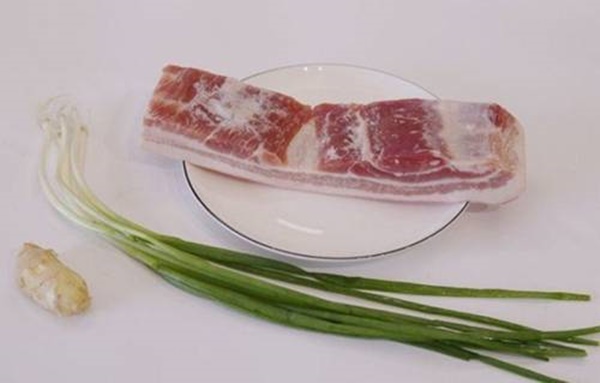 Thịt kho tàu mẹ làm theo cách này sẽ thơm, mềm, ngậy mà không hề ngán-2