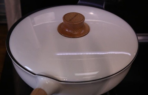 Thịt kho tàu mẹ làm theo cách này sẽ thơm, mềm, ngậy mà không hề ngán-10