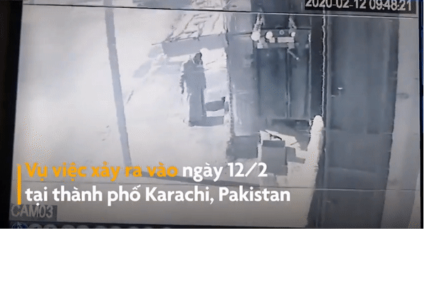 Hà Nội: Người dân khốn khổ vì tuyến phố không đèn đường giữa Thủ đô-1