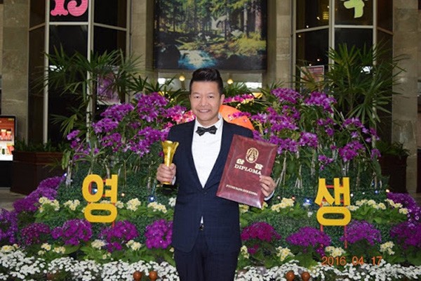 Sự nghiệp đáng tự hào của nghệ sĩ Vũ Mạnh Dũng vừa đột ngột qua đời ở tuổi 43-4