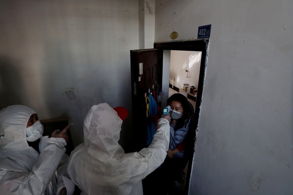 Gia đình 4 người chết và mối nguy từ việc cách ly tại nhà ở Trung Quốc-1