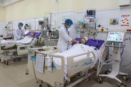 Gia tăng đột biến chỉ trong 2 tuần cấp cứu hơn 10 trường hợp xuất huyết não nặng