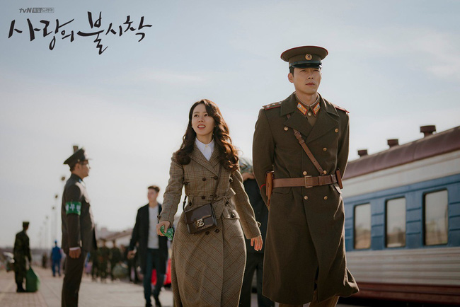 Những nguyên nhân khiến Hyun Bin và Son Ye Jin dù đang yêu đương cũng không bao giờ công bố, lý do cuối cùng lại liên quan tới Song Hye Kyo-3