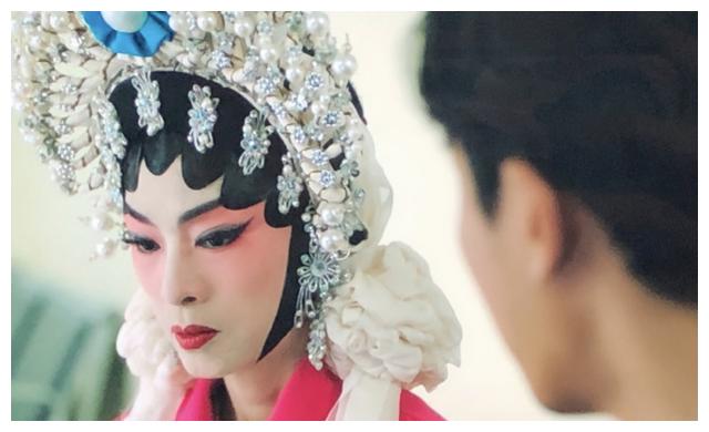 Bằng chứng thép 4 trên TVB: Sao nữ 65 tuổi - Mễ Tuyết, bố Tạ Đình Phong 84 tuổi gây sốc vì quá trẻ đẹp-4