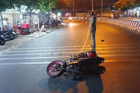 Mới ra tù 10 ngày, thanh niên đi giật điện thoại rồi bị tai nạn chết thảm