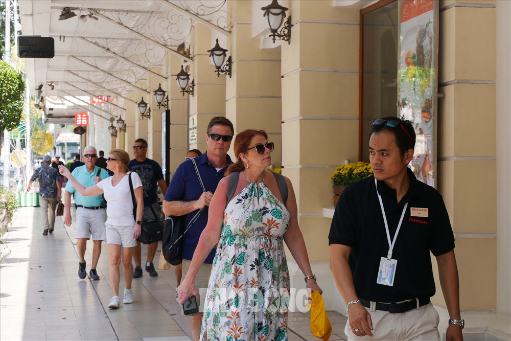 Con đường đắt nhất TP.HCM: Hơn 1 tỉ đồng/m2, thương hiệu khủng thuê giá cao-3