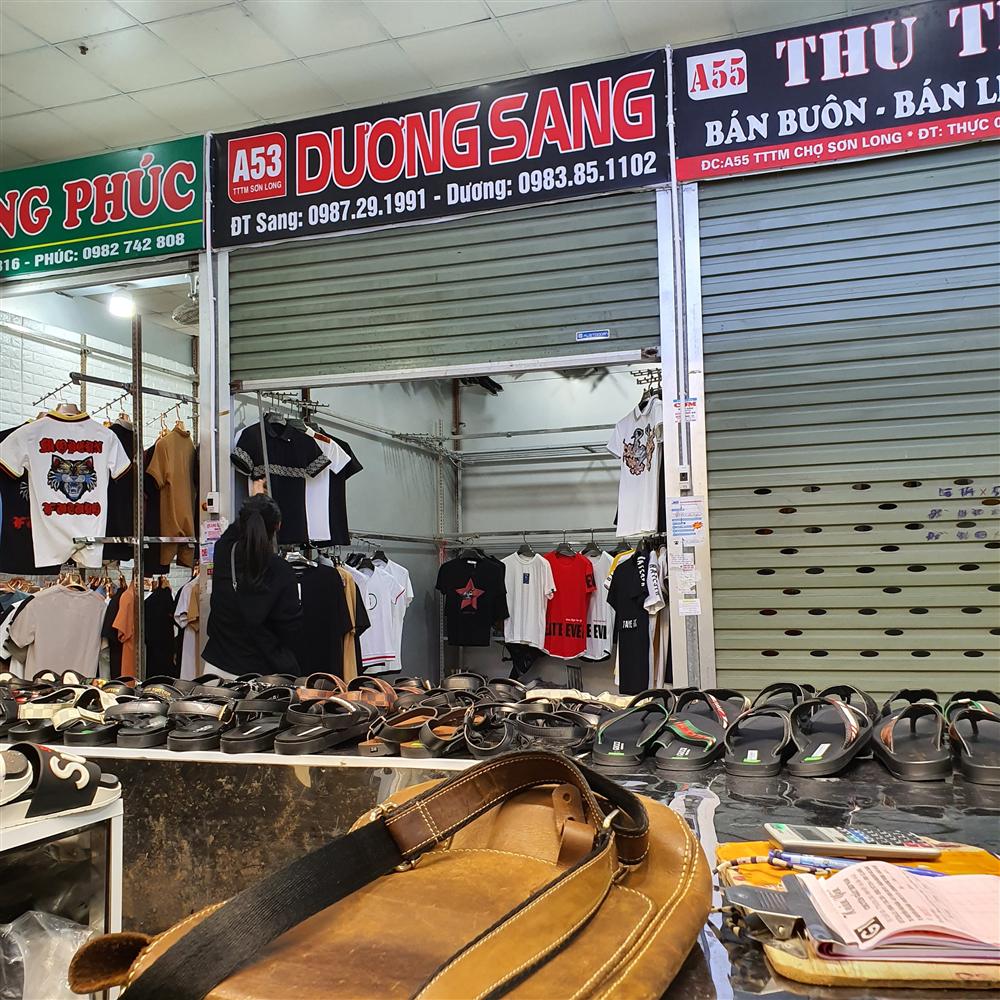 Chợ Ninh Hiệp vắng vẻ, tiểu thương ngồi chơi cả ngày vì không có hàng-10