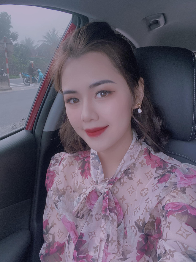 Hội gái xinh nhà giàu lấy chồng cầu thủ: Chẳng ai sống chung với mẹ chồng, làm dâu là điều không có trong từ điển-18