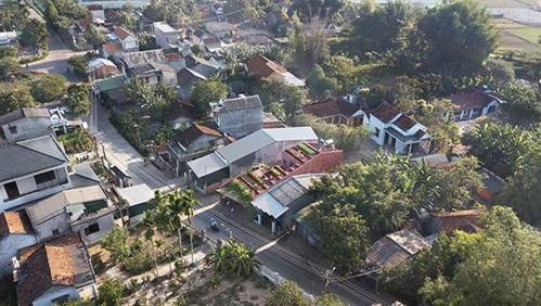 Vườn rau 7 bậc thang trên mái nhà ở Quảng Ngãi lên báo Mỹ-2