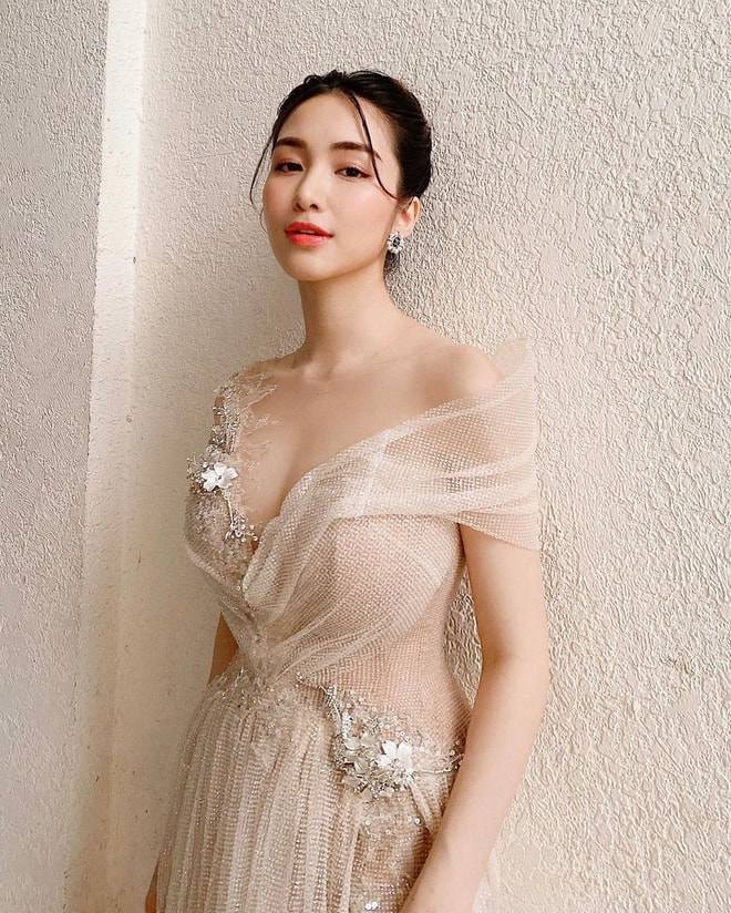 Khẳng định kiếm được 500 triệu/ tháng, bảo sao kho đồ hiệu của Hòa Minzy không siêu to không lồ-2