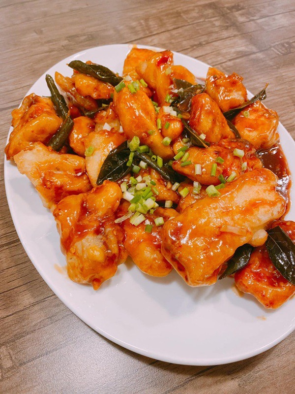 Chăm nấu cơm cho vợ 9x xinh đẹp, Dương Khắc Linh cũng nhận lại kết quả ấm lòng-3