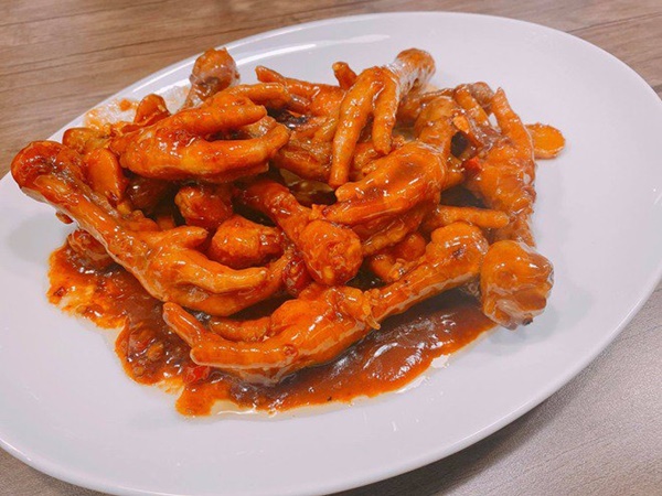 Chăm nấu cơm cho vợ 9x xinh đẹp, Dương Khắc Linh cũng nhận lại kết quả ấm lòng-4