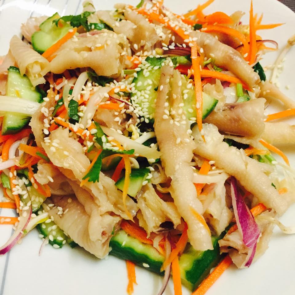 Thịt gà luộc ăn mãi cũng chán, làm 3 món này cả nhà thi nhau vét sạch đĩa-2