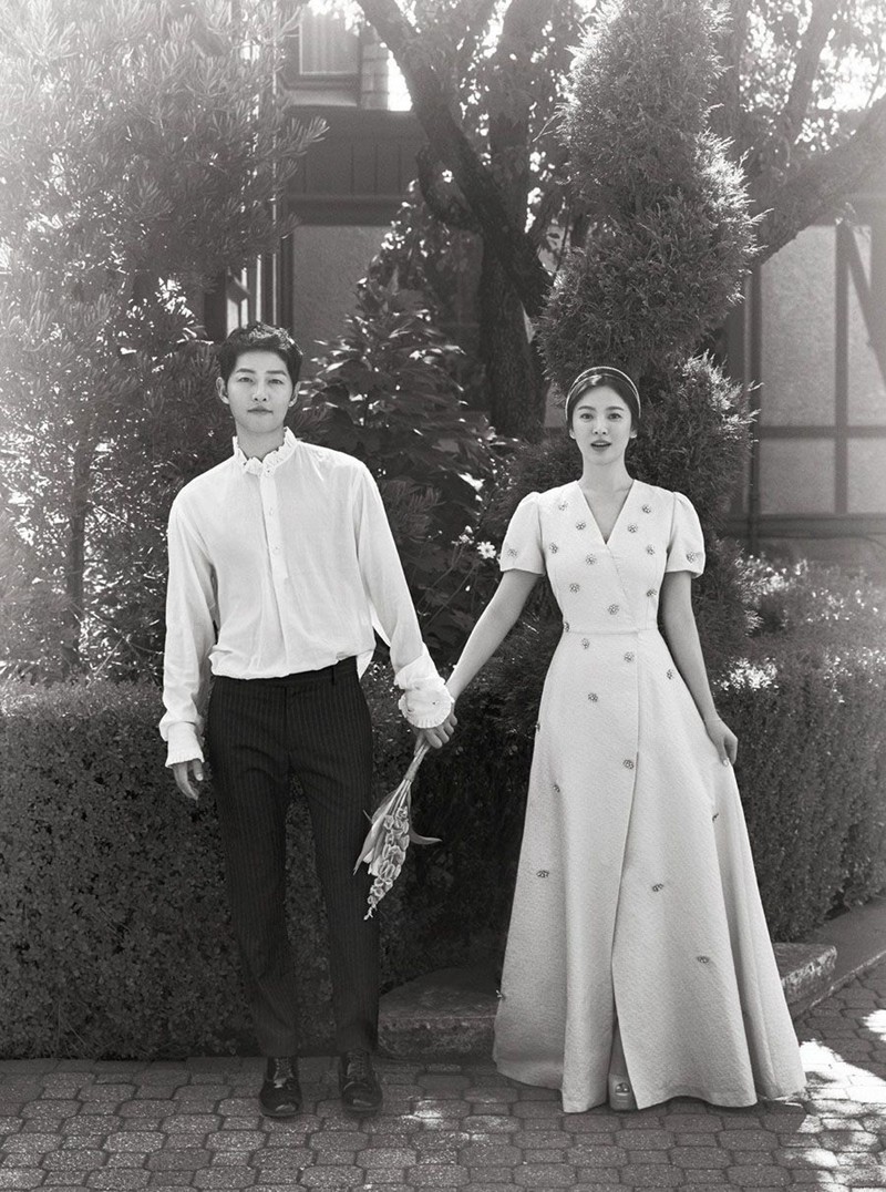 Hai chàng Đại úy đi qua cuộc đời Song Hye Kyo: Đều giàu có và điển trai nhất nhì showbiz nhưng Hyun Bin lại ghi điểm” hơn Song Joong Ki ở điểm này?-8