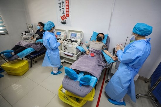 Số ca tử vong vì virus corona ở Trung Quốc tăng lên 2.236
