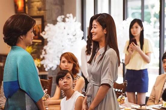 Nghe hàng xóm mỉa mai con dâu: 
