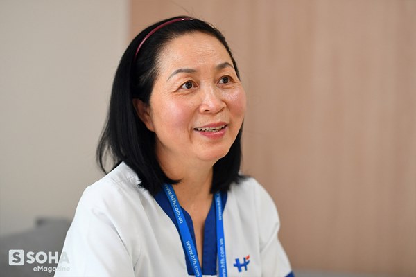 Nữ y tá Việt Nam và câu nói của phóng viên quốc tế: Tất cả những người phải thở máy không một ai sống sót!-7