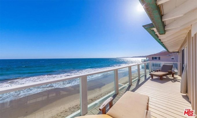 Ngôi nhà 3 tầng với giàn nho xinh xắn của nữ ca sĩ sắp lấy chồng thứ 4 kém tuổi-5