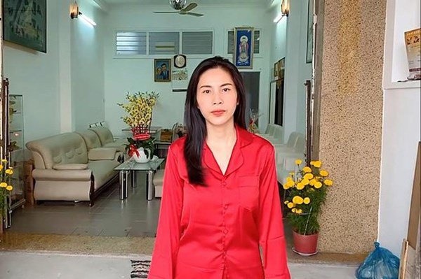 Hội con gái mua nhà tặng bố mẹ trước khi lấy chồng: Hà Tăng giàu vẫn kém Thủy Tiên!-7