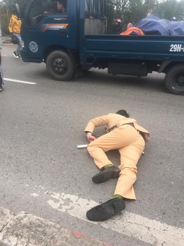 Danh tính nam thanh niên chở cô gái đâm gục CSGT ở Hà Nội-2