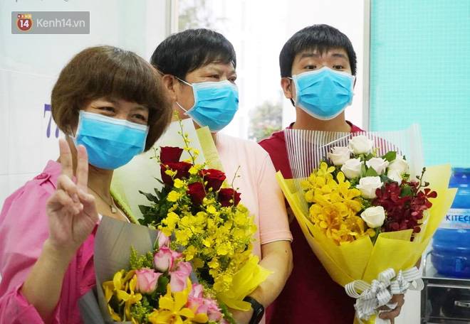 Xúc động bức thư 2 cha con người Trung Quốc nhiễm Covid-19 gửi bệnh viện Chợ Rẫy khi về nước-4