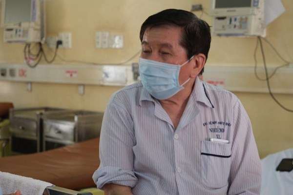 Bệnh nhân Việt kiều nhiễm Covid-19 xuất viện-1