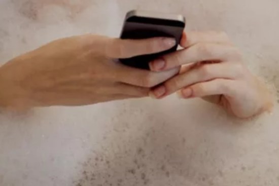 Cô bé 15 tuổi tử vong trong khi tắm, cảnh báo thói quen nguy hiểm tính mạng chớ nên làm