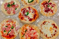 Nguồn gốc pizza siêu rẻ tràn chợ mạng, 6 tháng không mốc hỏng