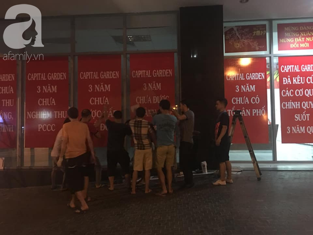 Hà Nội: Cư dân chung cư cao cấp phẫn nộ phát hiện bảo vệ tè bậy ngay tại tầng hầm-2