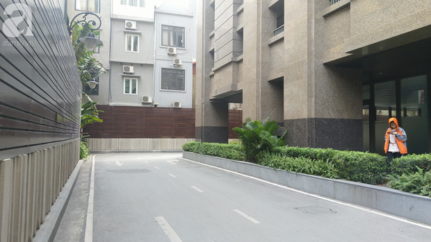 Hà Nội: Cư dân chung cư cao cấp phẫn nộ phát hiện bảo vệ tè bậy ngay tại tầng hầm-5