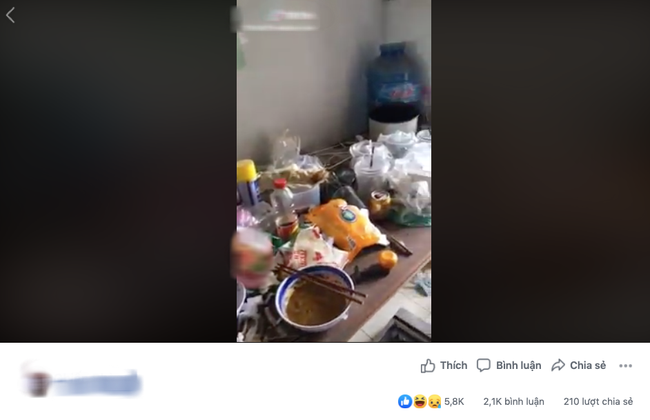 CLIP: Dân mạng kinh hãi với căn phòng KTX ngập ngụa rác thải của các thánh ở bẩn nhất quả đất-1