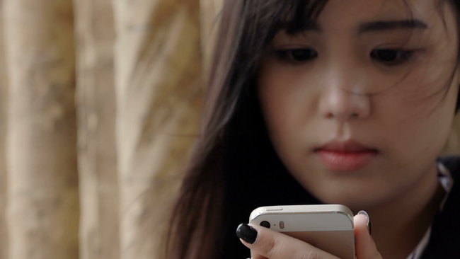 Thấy anh trai gọi điện cho chồng, tôi hốt hoảng can ngăn nhưng anh lại nói một câu: Cứ để anh dạy chồng em một bài học” khiến tôi còn choáng váng hơn-1