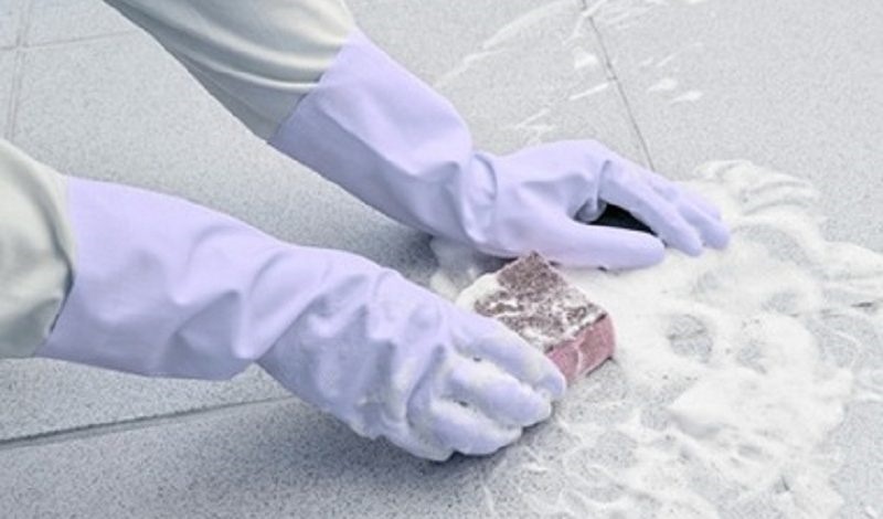 5 mẹo đơn giản giúp nhà tắm sạch sẽ thơm tho trong chớp mắt, chị em đỡ vất vả phần nào-1