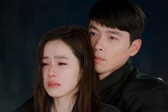 Đồng nghiệp tiết lộ sự thật mối quan hệ giữa Hyun Bin và Son Ye Jin sau hậu trường