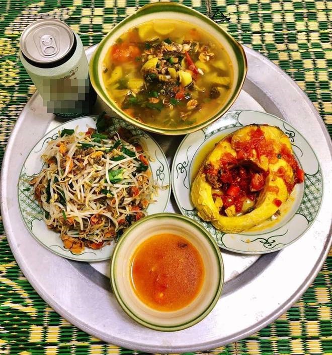 Bị ung thư, 8X vẫn lạc quan nấu cơm cho chồng mỗi ngày khiến ai cũng khâm phục-8