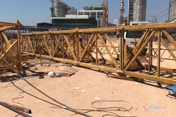 Danh tính 3 người tử vong vì rơi từ cẩu tháp xuống đất-2