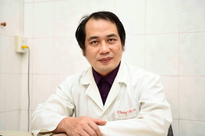 Gặp bác sĩ nơi đầu chiến tuyến sau 30 ngày chống giặc Covid -19-2