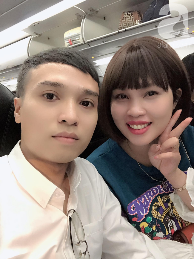 Nữ bệnh nhân ung thư, đầu trọc lóc chồng vẫn xoa xoa hôn trán : Vài năm nữa hết đau anh mang đi xăm thẩm mỹ che sẹo”-5