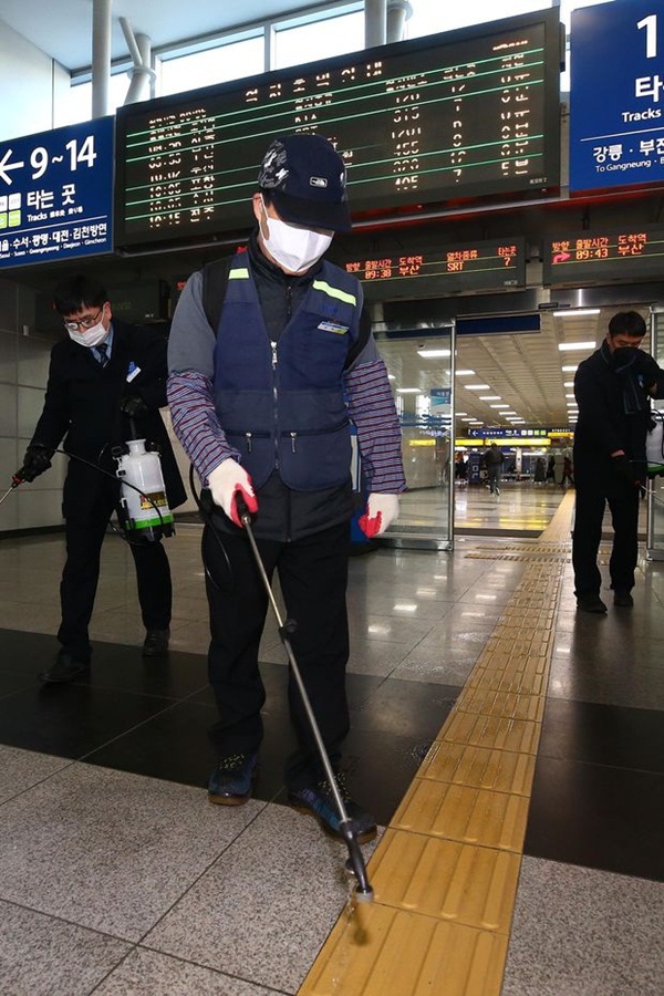 Virus corona lây lan khắp Á, Âu từ một hội thảo kinh doanh ở Singapore-4