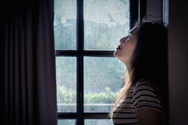 Bố chồng yêu cầu các con góp tiền làm 30 mâm cỗ dịp lễ mừng thọ tuổi 70, tôi vừa lên tiếng can ngăn liền bị ông mắng và đuổi khỏi nhà sau đó-2