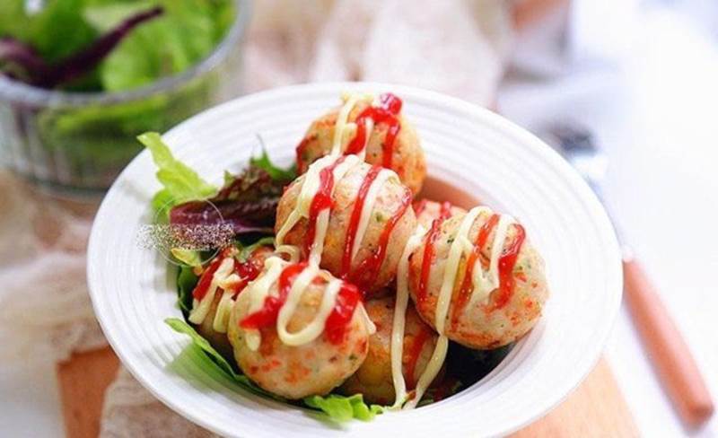 Con lười ăn rau, mẹ có ngay món ức gà viên đảm bảo con ăn thun thút-4